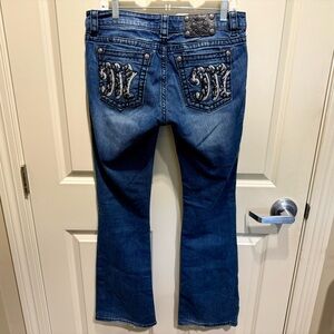 Women’s Miss Me Jeans Size 31 x 34 Signature Boot But Rhinestone Embellished